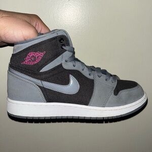 Air Jordan 1 Retro High Cool Grey